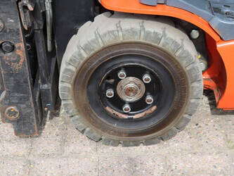 2021-toyota-8fbe18t-1444615-46726435