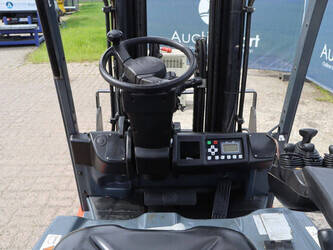 2021-toyota-8fbe18t-1444615-46726440