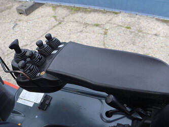 2021-toyota-8fbe18t-1444615-46726448