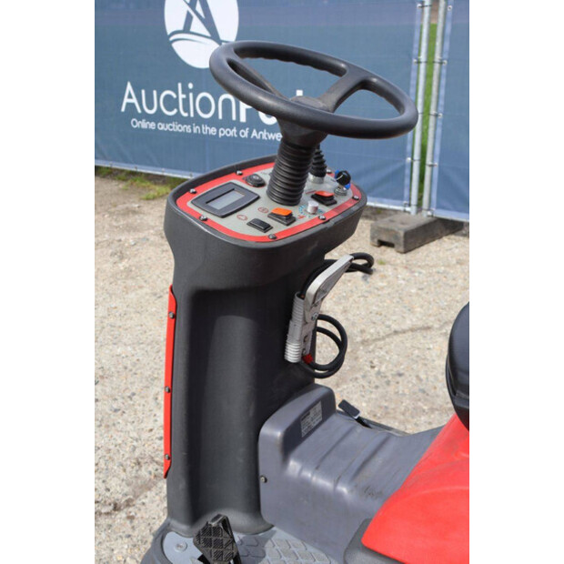 2016 Meclean PowerScrub 100D-46726481