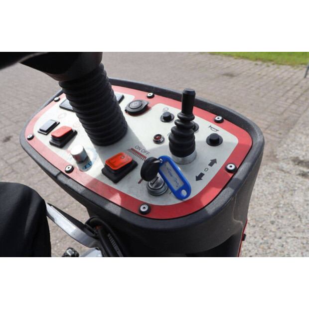 2016 Meclean PowerScrub 100D-46726484