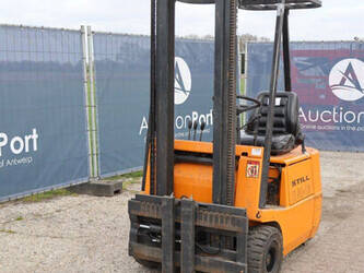 1992-still-r50-16-1444618-46726530