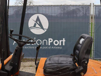 1992-still-r50-16-1444618-46726540