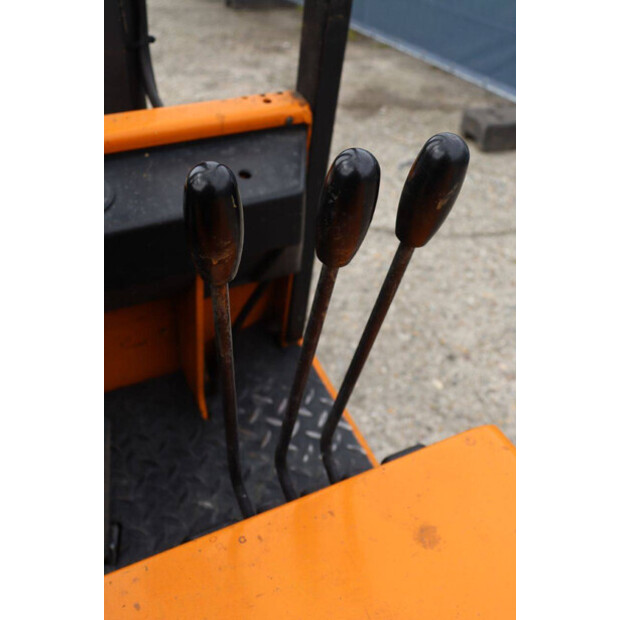 1992 ستيل R50-16-46726547