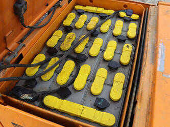 1992-still-r50-16-1444618-46726548