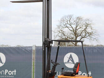 1992-still-r50-16-1444618-46726553