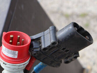 1992-still-r50-16-1444618-46726557