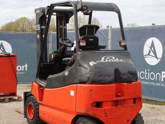 2005-linde-e30-03-600-1444619-46726562