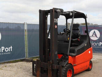 2005-linde-e30-03-600-1444619-46726567