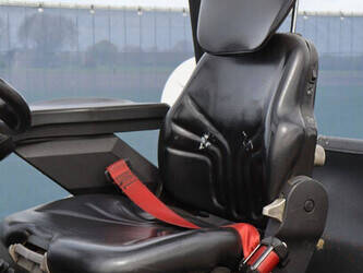 2005-linde-e30-03-600-1444619-46726577