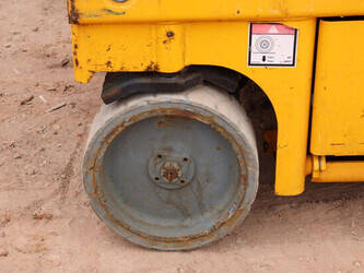 2014-haulotte-compact12-1444623-46726719