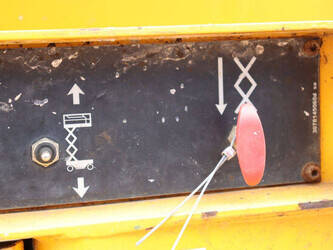 2014-haulotte-compact12-1444623-46726728