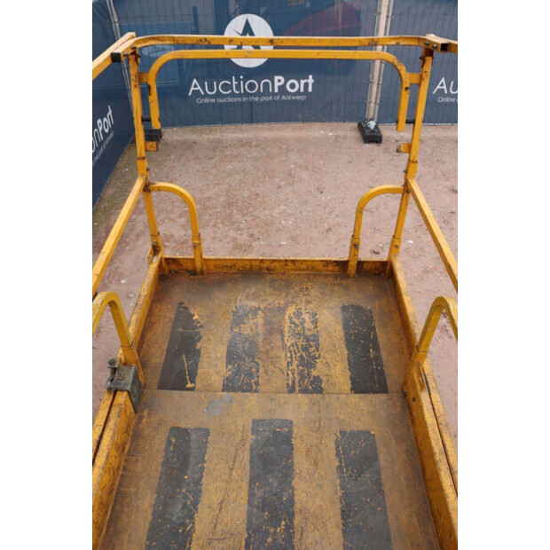 2014 هولوت COMPACT12-46726730