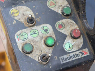 2014-haulotte-compact12-1444623-46726733