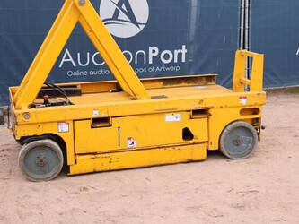 2014-haulotte-compact12-1444623-46726740