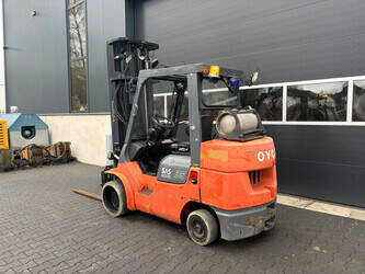 2012-toyota-7fgcu35-1444629-46726837