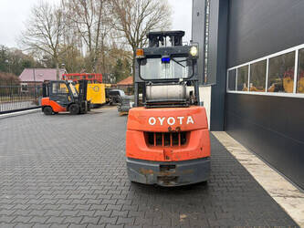 2012-toyota-7fgcu35-1444629-46726839