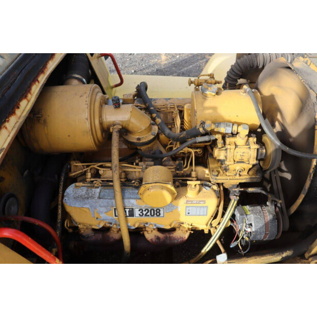 1990 كاتربيلر V200B-46727093