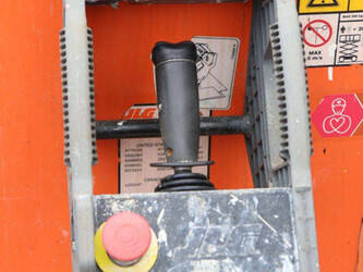 2006-jlg-2630es-1444647-46727324