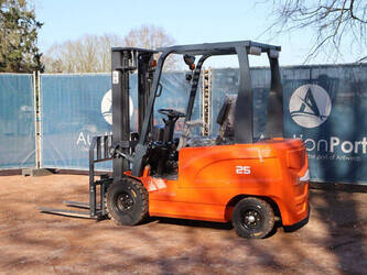 2025-machpro-mp-e2-5-1444655-46727540