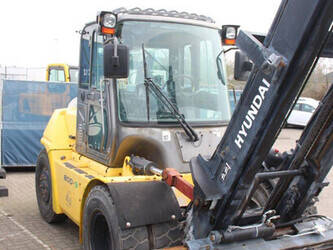 2016-hyundai-80d-9-1444662-46727758