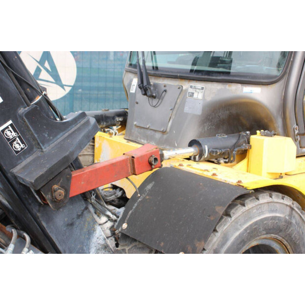 2016 Hyundai 80D-9-46727762