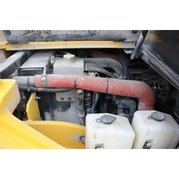 2016 Hyundai 80D-9-46727773