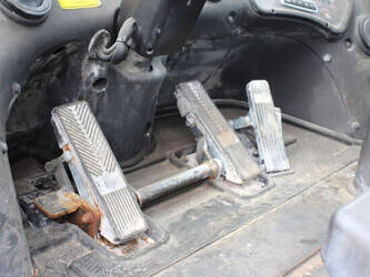 2016-hyundai-80d-9-1444662-46727777