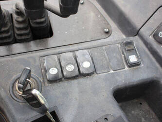 2016-hyundai-80d-9-1444662-46727786