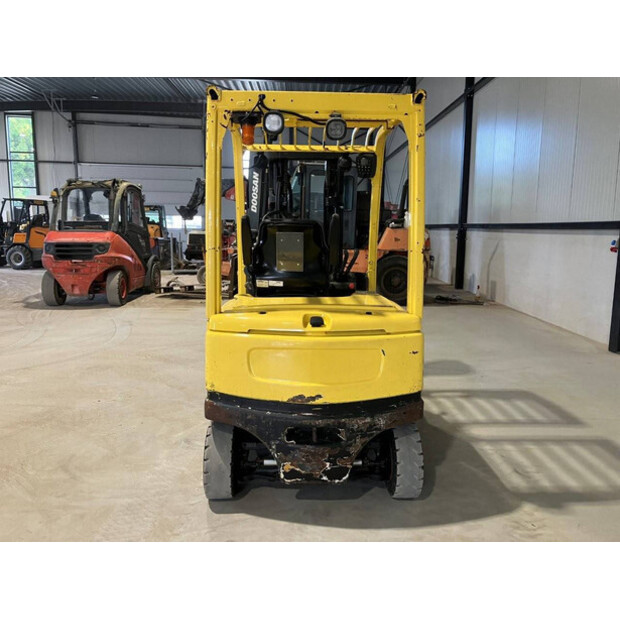 2017 Hyster J2.5XN-46727818