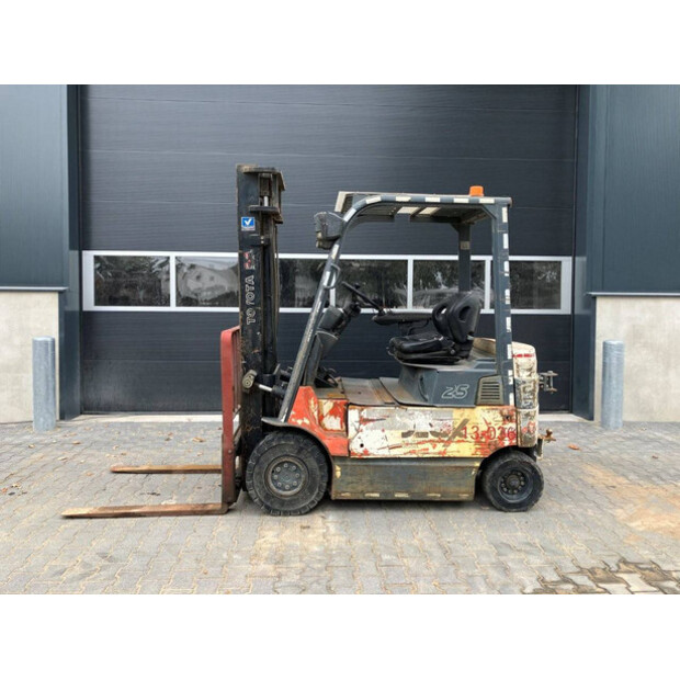 2005 Toyota 7FBMF25-46727879