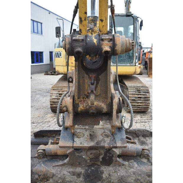 2001 كوماتسو PC288US-3-46727996