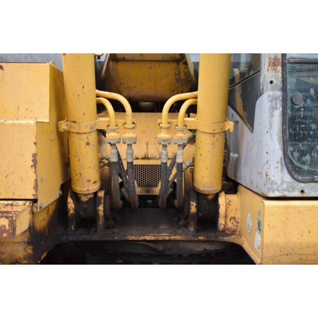 2001 كوماتسو PC288US-3-46728002