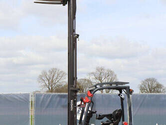 2021-toyota-8fbe18t-1444688-46728244