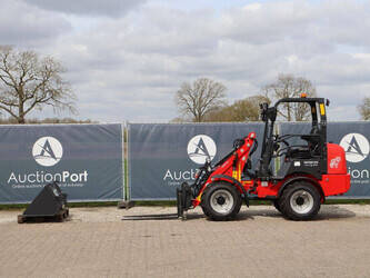 Image de CHARGEUSES SUR PNEUS 2025 Landward W1160