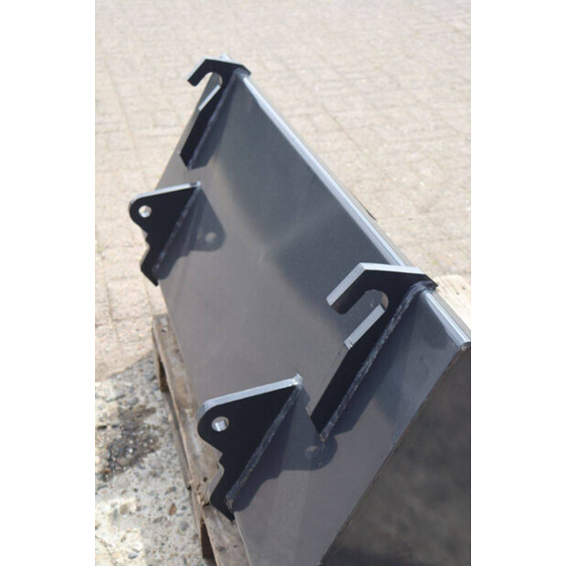 2025 Landward W1160-46728291