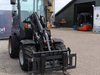 2026-panther-w25-1444690-46728302