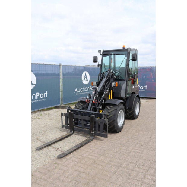 2026 Panther W25-46728304