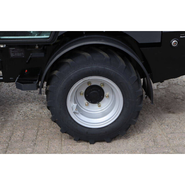 2026 Panther W25-46728310