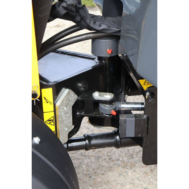 2026 Panther W25-46728311