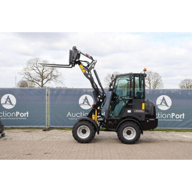 2026 Panther W25-46728330