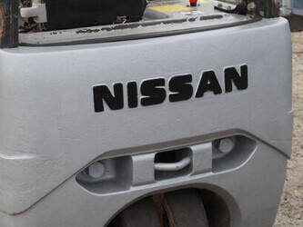 2011-nissan-1n1l18q-1444693-46728420