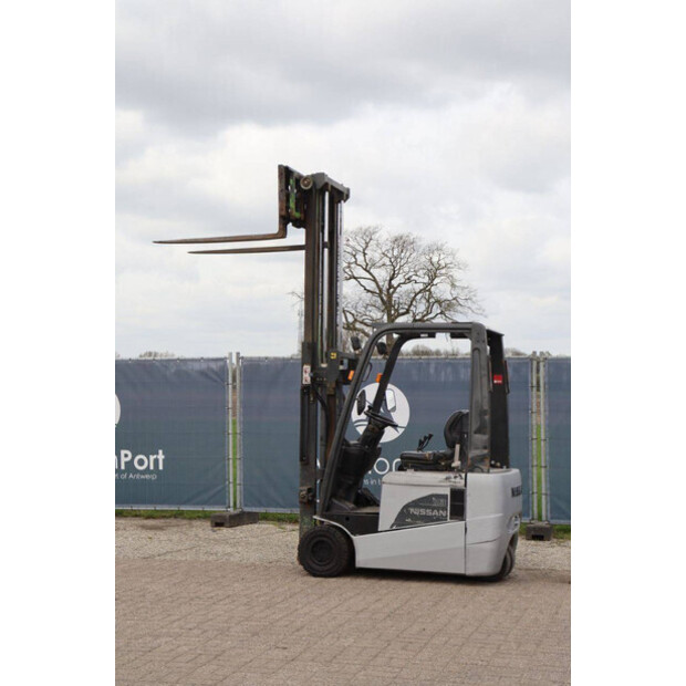 2011 نيسان 1N1L18Q-46728438