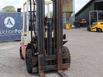 nissan-pf02a20u-1444694-46728446