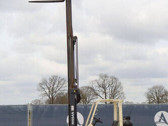 nissan-pf02a20u-1444694-46728468