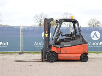 Image de CHARIOTS ÉLÉVATEURS 2011 Fenwick-Linde E30-03/600