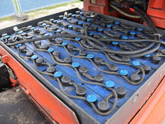 2011-fenwick-linde-e30-03-600-1444695-46728503