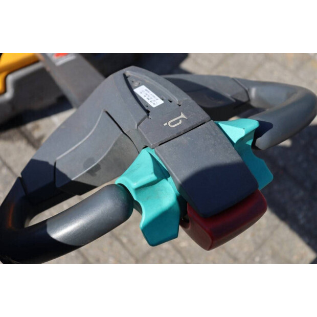 2019 جنجهينريتش EJE116-46728522