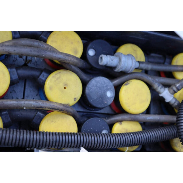 2011 ستيل EXU16-46728574