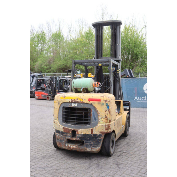 1999 كاتربيلر GC 60K-46728656